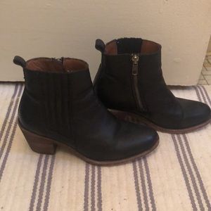 Frye Alton Chelsea Boot
